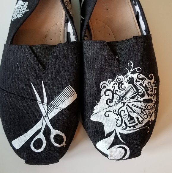Shoes Blk And White Flats Size 9 Hairstylist Detailing Poshmark